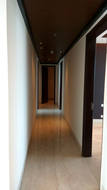 Building Lobby in 5 BHK Apartment at Salcon The Verandas, Sector 54 – for Rent