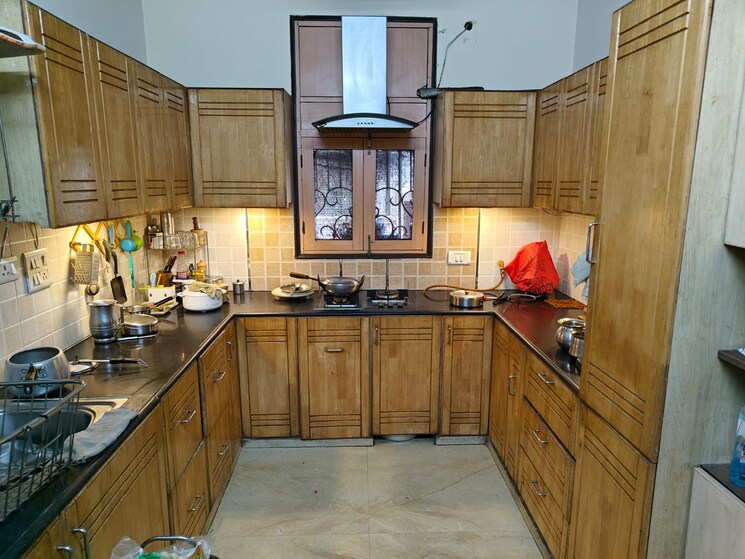 Kitchen, chander nagar 4 Bedroom 3150 Sq.Ft. Builder Floor In Chander Nagar Ghaziabad 8329202