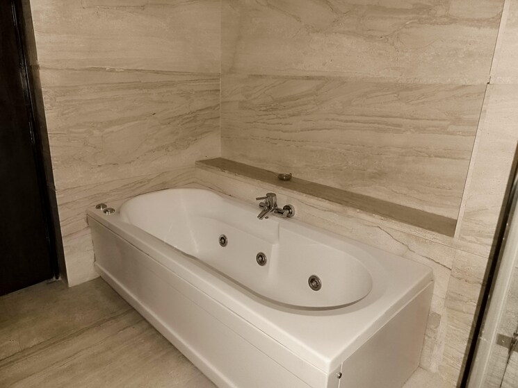 Bathroom, abw-la-lagune 4 Bedroom 3160 Sq.Ft. Apartment In Sector 54 Gurgaon 8329197