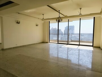 Room in 3.5 BHK Apartment at M3M Golf Estate, Sector 65 – for Rent