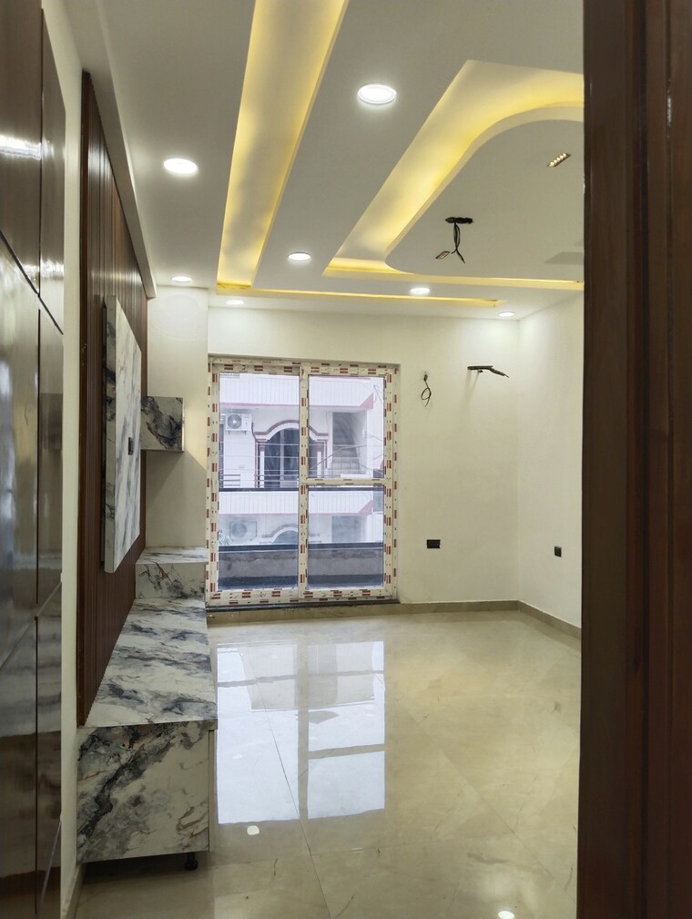 Kitchen, sector 29 4 Bedroom 385 Sq.Yd. Builder Floor In Sector 29 Faridabad 8329224