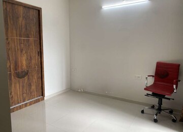 Room in 2 BHK Apartment at Godrej Emerald, Ghodbunder Road – for Rent