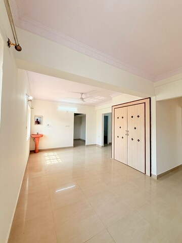 Room in 2 BHK Apartment at Indiranagar – for Rent