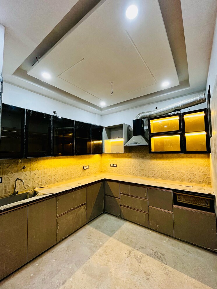 Kitchen, ss-southend-floors 3 Bedroom 180 Sq.Yd. Builder Floor In South City 2 Gurgaon 8329259