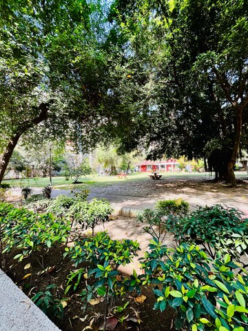 Master Bedroom in 3 BHK Builder Floor at SS Southend Floors, South City 2 – for Sale