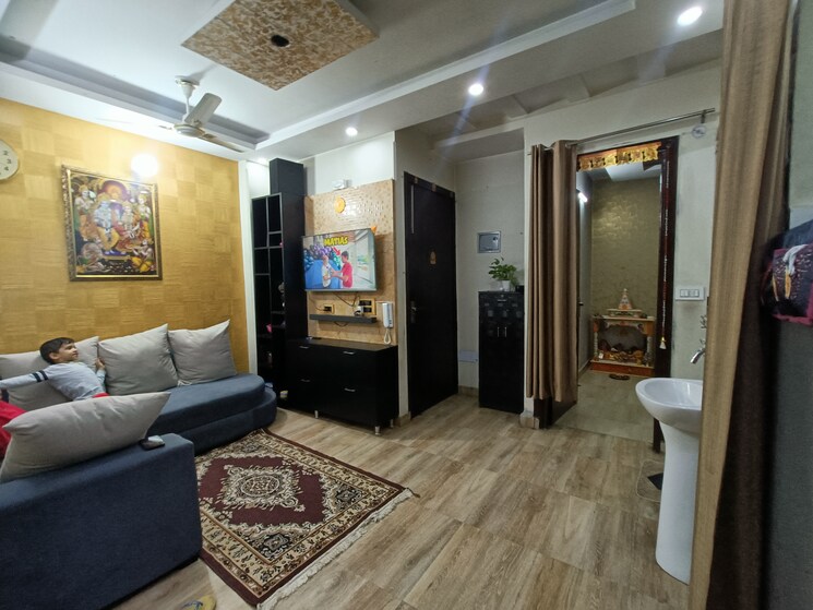 Bedroom, uttam nagar west 3 Bedroom 78 Sq.Yd. Builder Floor In Uttam Nagar West Delhi 8329319