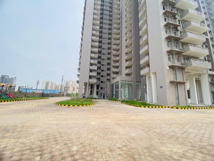 Exterior View, sidhartha-diplomats-golf-link 3 Bedroom 746 Sq.Ft. Apartment In Sector 110 Gurgaon 8329333