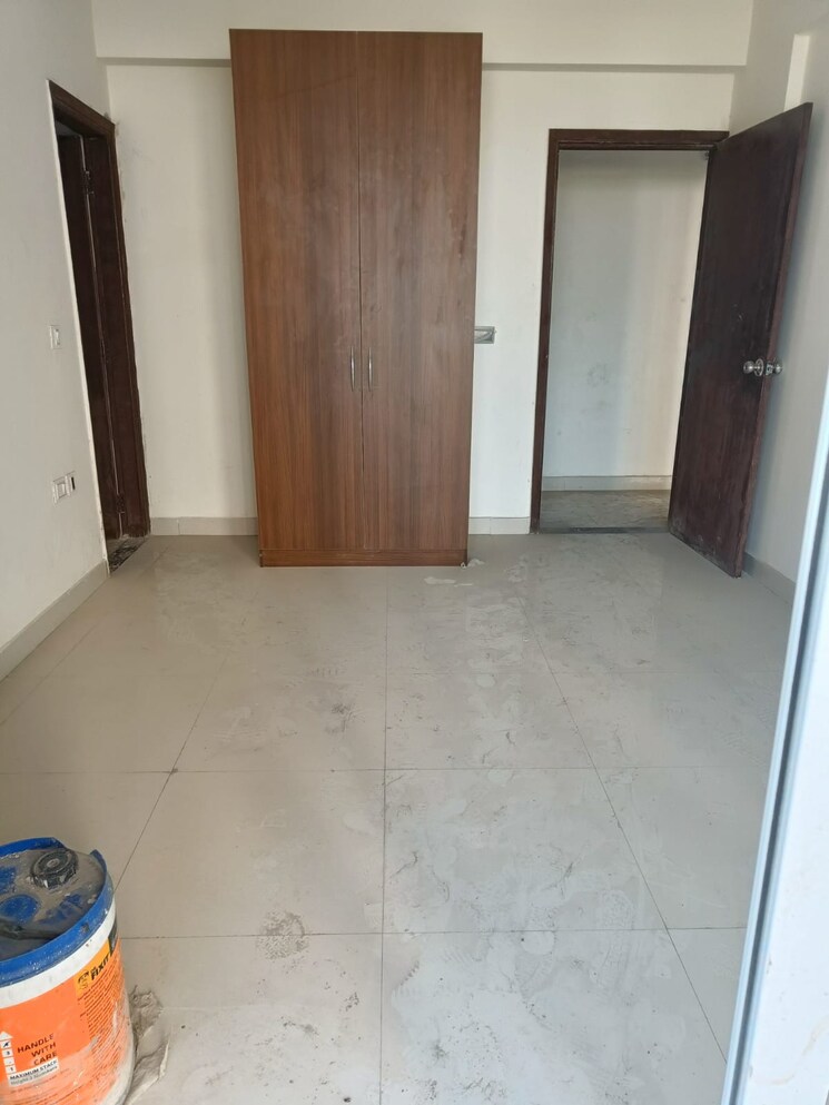 Room, sidhartha-diplomats-golf-link 3 Bedroom 746 Sq.Ft. Apartment In Sector 110 Gurgaon 8329333