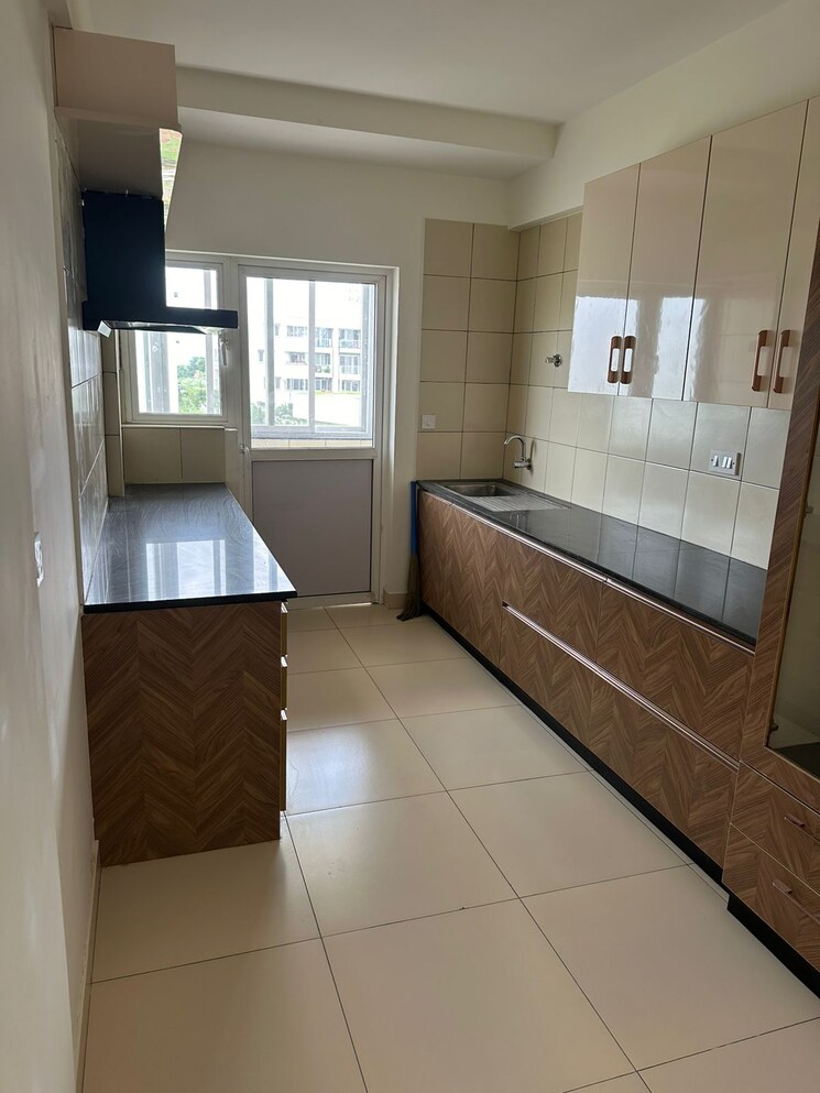 Kitchen, mantri-webcity 3 Bedroom 1740 Sq.Ft. Apartment In Hennur Bangalore 8329329