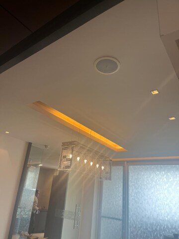 Furnished Amenities in 3 BHK Builder Floor at Green Wood City, Sector 45 – for Rent