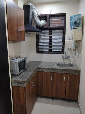 Kitchen in 1 RK Builder Floor at Saurabh Niwas, Sector 40 – for Rent