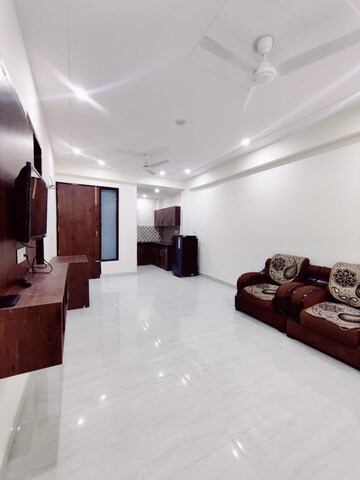 2 BHK Builder Floor For Rent in Sector 57