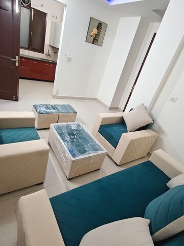 Master Bedroom in 2 BHK Builder Floor at Ardee City, Sector 52 – for Rent