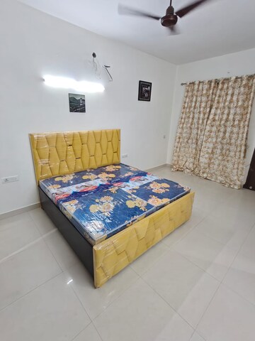 Bedroom in 2 BHK Builder Floor at Ardee City, Sector 52 – for Rent