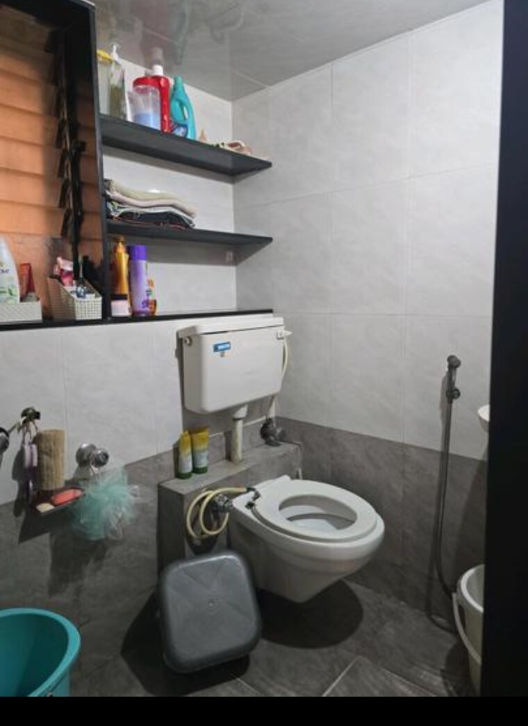 Attached Bathroom, silver-park 1.5 Bedroom 530 Sq.Ft. Apartment In Mira Road Thane 8329432