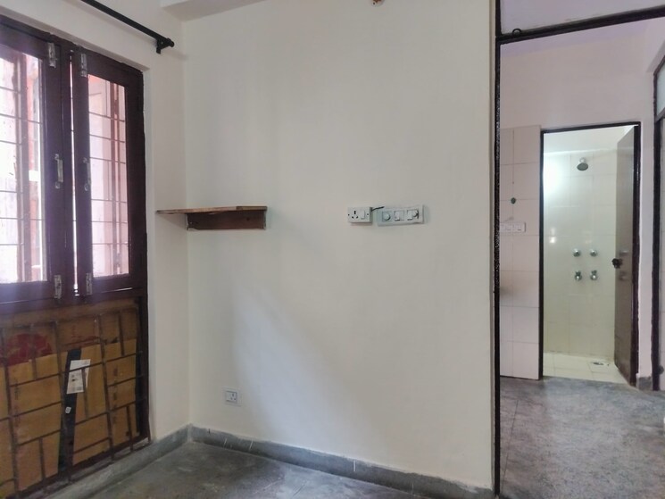 Room, molarband 1 Bedroom 516 Sq.Ft. Apartment In Molarband Delhi 8329433
