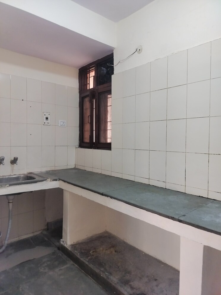 Kitchen, molarband 1 Bedroom 516 Sq.Ft. Apartment In Molarband Delhi 8329433