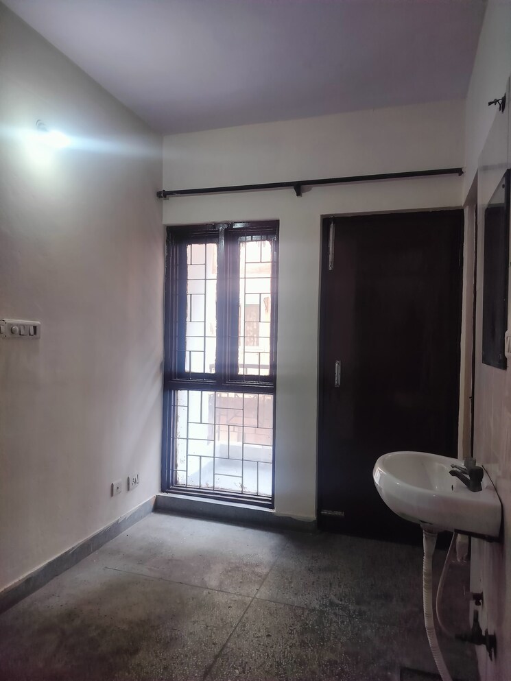 Other, molarband 1 Bedroom 516 Sq.Ft. Apartment In Molarband Delhi 8329433