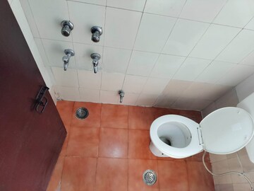 Attached Bathroom in 1 BHK Apartment at Mohan Cooperative Industrial Estate – for Rent