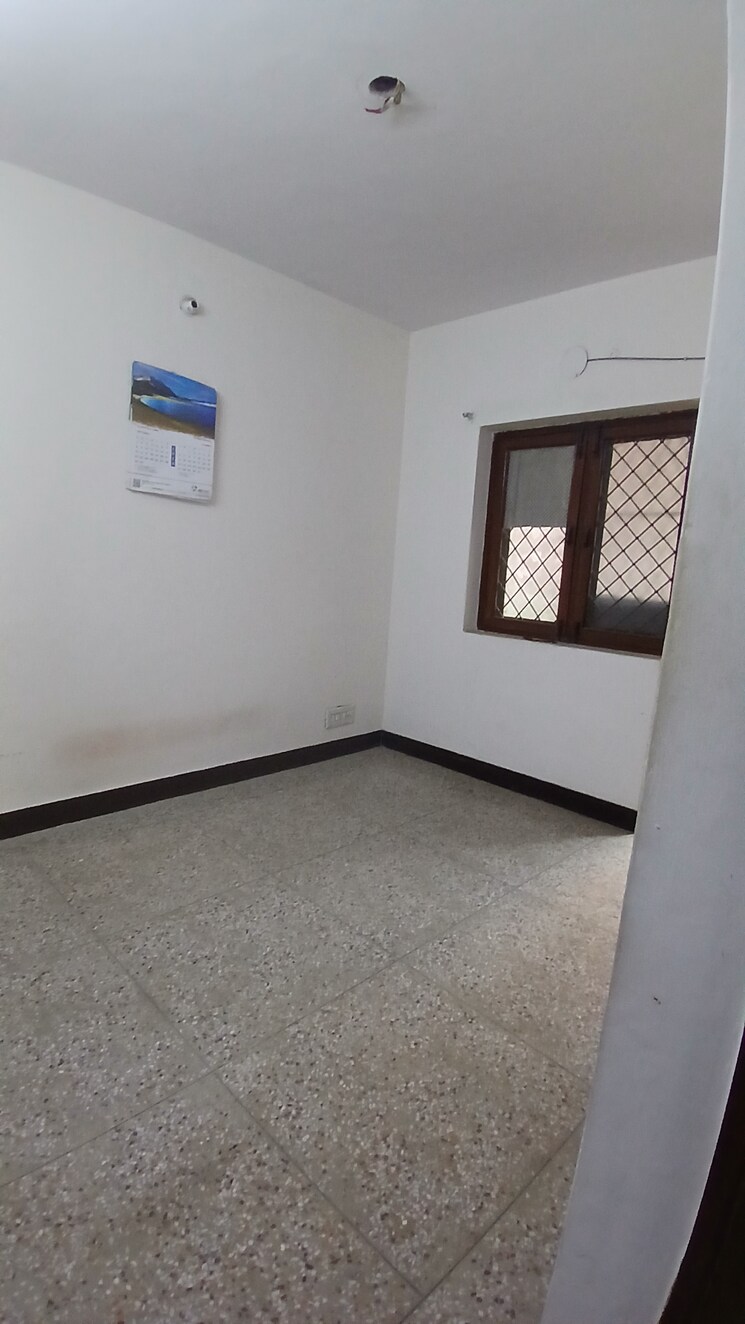 Bedroom, zakir nagar 3 Bedroom 810 Sq.Ft. Builder Floor In Zakir Nagar Delhi 8329434