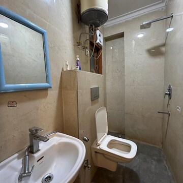 Bathroom in 1 BHK Builder Floor at Saket – for Rent