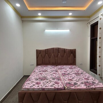 Bedroom in 1 BHK Builder Floor at Saket – for Rent