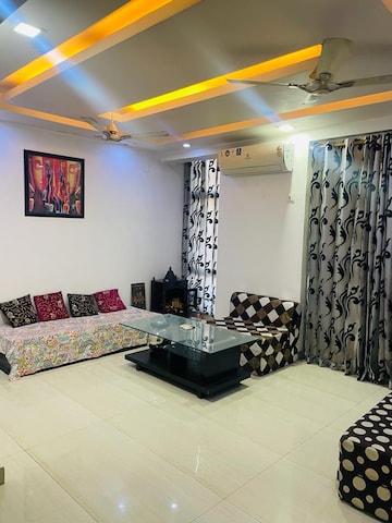 3 BHK Apartment For Rent in Rohini Sector 13 Delhi  8329591