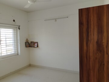 Room in 3 BHK Apartment at Jubilee Hitech, Madhapur – for Rent