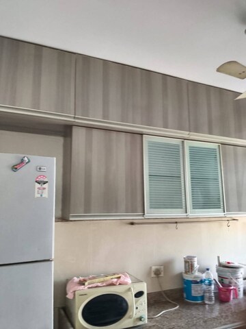 Furnished Amenities in 3 BHK Apartment at Group Seven Rushi Heights, Goregaon East – for Rent