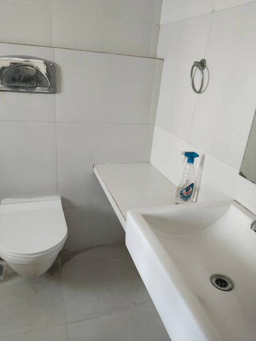 Bathroom in 3 BHK Apartment at Group Seven Rushi Heights, Goregaon East – for Rent