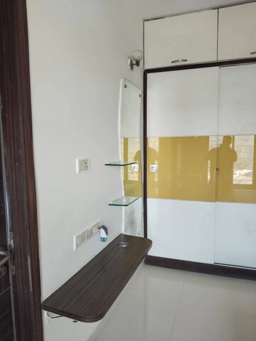 Furnished Amenities in 3 BHK Apartment at Group Seven Rushi Heights, Goregaon East – for Rent