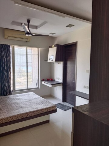 Bedroom in 3 BHK Apartment at Group Seven Rushi Heights, Goregaon East – for Rent