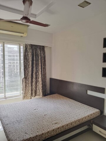 Bedroom in 3 BHK Apartment at Group Seven Rushi Heights, Goregaon East – for Rent