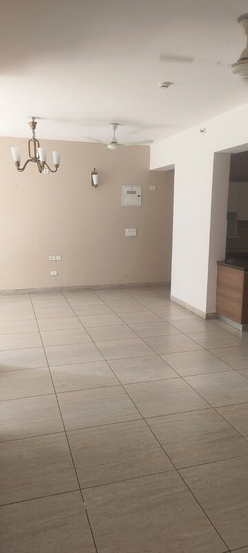Room in 3 BHK Apartment at ABA Cleo County, Sector 121 – for Rent