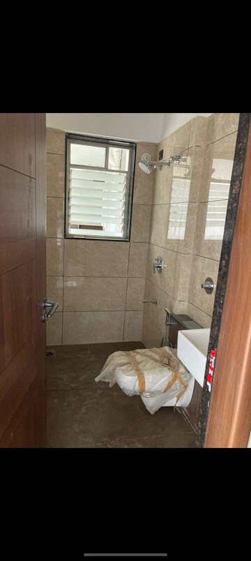 Bathroom in 3 BHK Apartment at Shroff Aureta, Koregaon Park Annexe – for Rent