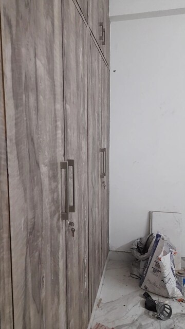 Building Lobby in 3.5 BHK Builder Floor at Mayur Vihar Phase 1 – for Rent