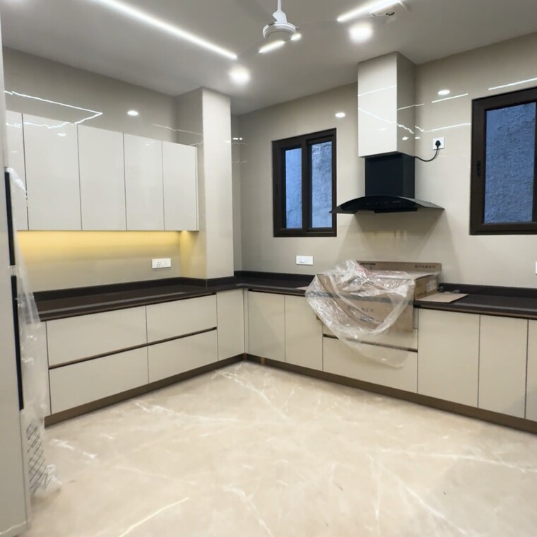 Kitchen, new rajinder nagar 4 Bedroom 250 Sq.Yd. Builder Floor In New Rajinder Nagar Delhi 8329695