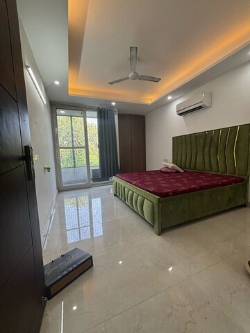Bedroom in 2 BHK Builder Floor at Saket – for Rent