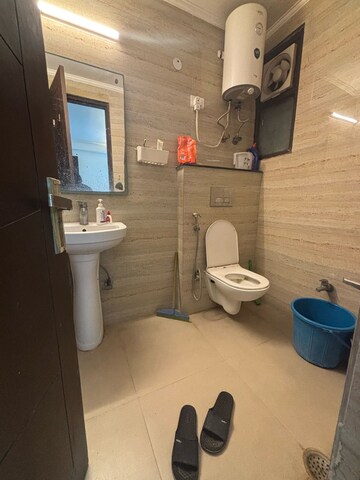 Bathroom in 2 BHK Builder Floor at Saket – for Rent