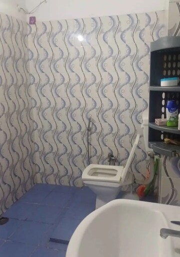 Bathroom in 2 BHK Independent House at Aliganj – for Rent