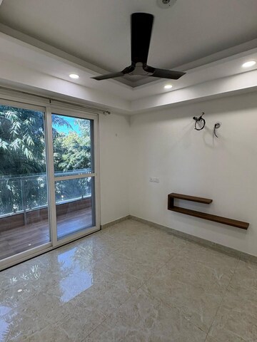 Furnished Amenities in 3 BHK Builder Floor at Sector 12a – for Rent
