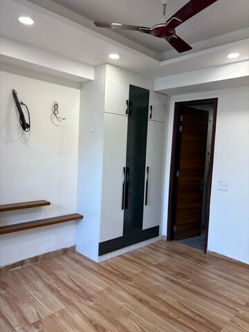 Building Lobby in 3 BHK Builder Floor at Sector 12a – for Rent