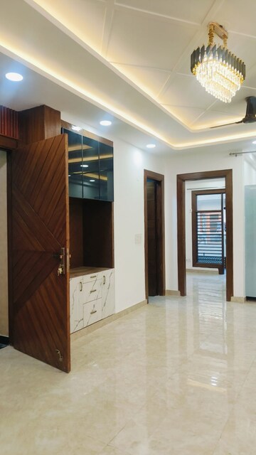 Living Room in 3 BHK Builder Floor at Fidato Honour Homes, Sector 89 – for Rent