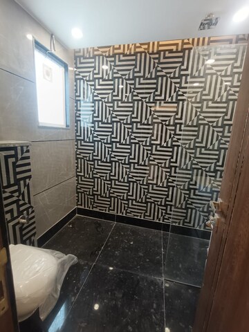 Bathroom in 3 BHK Builder Floor at Sector 28 – for Rent