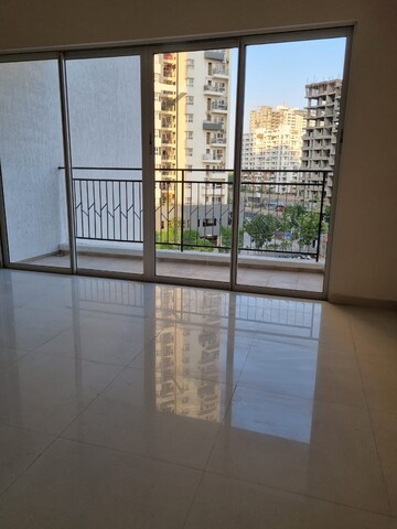 Room in 3 BHK Apartment at Godrej Rejuve, Mundhwa – for Rent