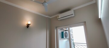 Building Lobby in 2.5 BHK Builder Floor at Central Park 3 Flower Valley, Sohna Sector 33 – for Rent