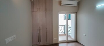 Room in 2.5 BHK Builder Floor at Central Park 3 Flower Valley, Sohna Sector 33 – for Rent