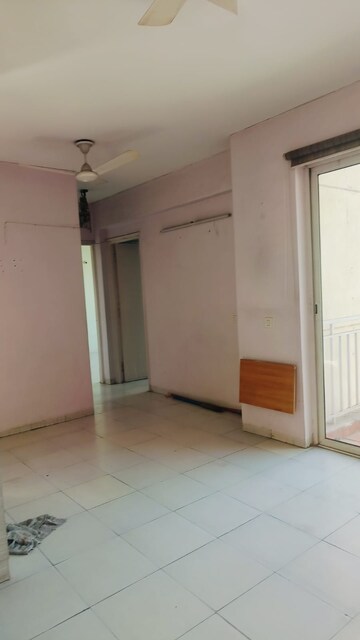 Room in 2 BHK Apartment at Shiv Sai Park Apartments, Sector 87 – for Rent