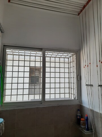 Room in 3 BHK Apartment at Aditya Imperial Heights, Hafeezpet – for Rent