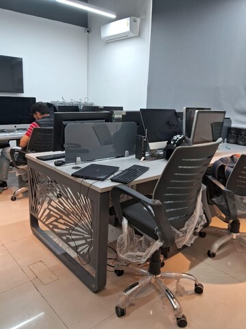  Office Space For Rent in Sector 4